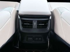 Lexus ES 200 Premium Edition - ფოტო 18