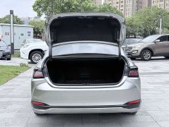 Lexus ES 200 Premium Edition - ფოტო 20