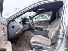 Lexus ES 200 Premium Edition - ფოტო 7