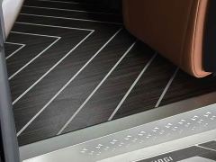 Toyota Alphard Hybrid 2.5L Premium Edition - ფოტო 18