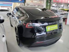 Tesla Model Y Standard Range RWD - ფოტო 4