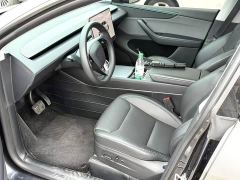 Tesla Model Y Rear-Wheel Drive - ფოტო 2