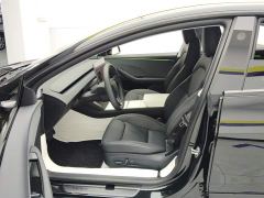 Tesla Model 3 Rear-Wheel Drive - photo 9