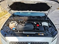 Lincoln Explorer 2.0T AWD Premium - ფოტო 19