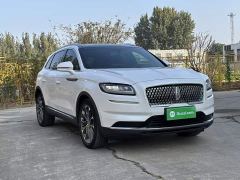 Lincoln Explorer 2.0T AWD Premium - ფოტო 3