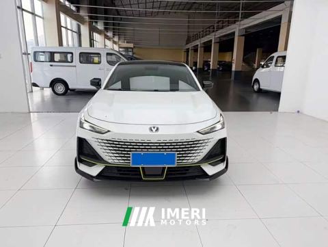 2022 Changan UNI-V 1.5T Sport Edition - автомобиль из Китая