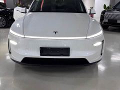 Tesla Model Y Long Range AWD - ფოტო 2