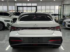 Hyundai Elantra 1.5L CVT Luxury - фото 11