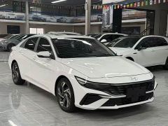 Hyundai Elantra 1.5L CVT Luxury - фото 4