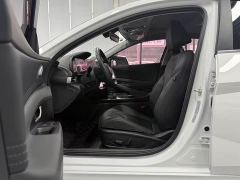 Hyundai Elantra 1.5L CVT Luxury - фото 5