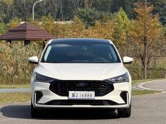 Ford Focus Hatchback EcoBoost 180 Automatic Sport Edition - ფოტო 2