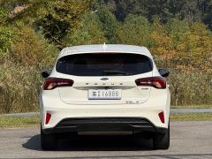 Ford Focus Hatchback EcoBoost 180 Automatic Sport Edition - ფოტო 7