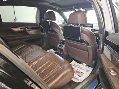 BMW 7 Series 740Li Premier Luxury Package - ფოტო 13