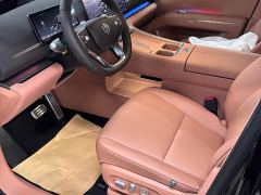 Leapmotor D19 Extended Range 500 Deluxe Edition Six-Seater - фото 3