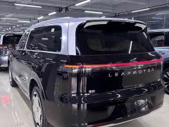 Leapmotor D19 Extended Range 500 Deluxe Edition Six-Seater - фото 9