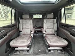 Cadillac Escalade 6.2L Canadian Spec - photo 17