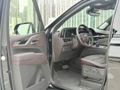 Cadillac Escalade 6.2L Canadian Spec - photo 4