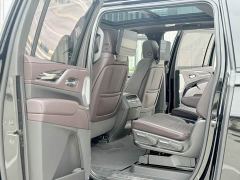Cadillac Escalade 6.2L Canadian Spec - photo 5