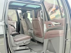 Cadillac Escalade 6.2L Canadian Spec - photo 7