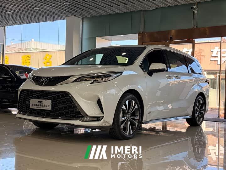 Toyota Grevias 2.5L Hybrid Premium Plus Edition - car from China