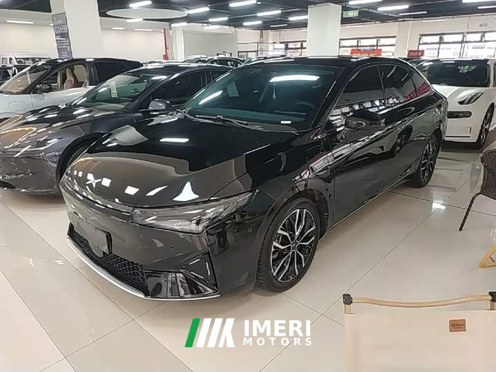 XPeng P5 460E - ავტომობილი ჩინეთიდან