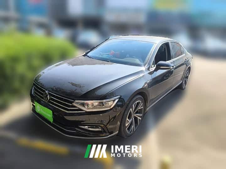 Volkswagen Magotan 330TSI DSG Luxury - автомобиль из Китая
