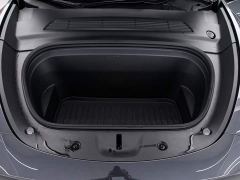Tesla Model Y Rear-Wheel Drive - ფოტო 17