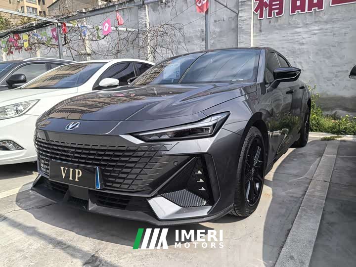 Changan UNI-V 2022 1.5T premium