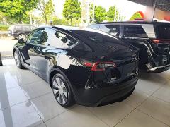 Tesla Model Y Facelift Rear-Wheel Drive - ფოტო 4