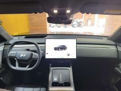 Nio Lerado L90 Max Six-Seater - ფოტო 12