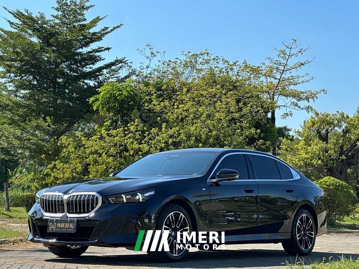 BMW 5 Series 530Li Premier M Sport Package