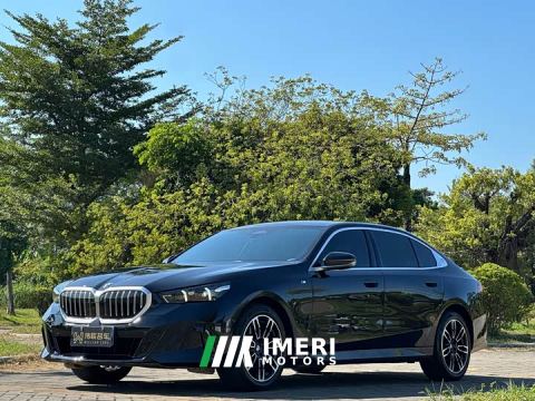 2025 BMW 5 Series 530Li Premier M Sport Package