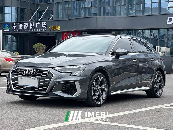 Audi A3 Sportback 35 TFSI Fashion Sport - автомобиль из Китая