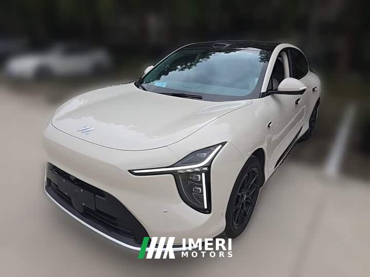 IM Motors Zhiji LS6 Pure Electric Max - автомобиль из Китая