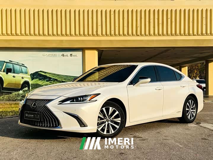 Lexus ES 2020 300h Excellence Edition National V