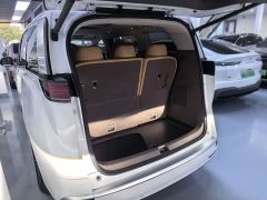 Denza D9 EV 600 AWD Flagship - ფოტო 13