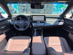 Lexus ES 200 Excellence Edition - photo 11