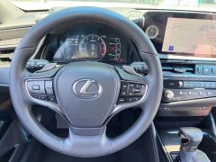 Lexus ES 200 Excellence Edition - photo 12