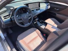 Lexus ES 200 Excellence Edition - photo 9