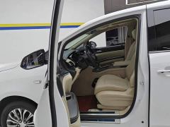 Buick GL8 Land Executive Cabin 652T Luxury - ფოტო 9