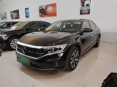 Volkswagen Passat 380TSI Luxury - photo 1