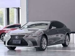 Lexus LS 500h Luxury - ფოტო 1