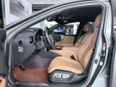 Lexus LS 500h Luxury - ფოტო 10