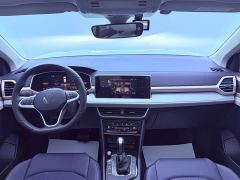 Volkswagen Touareg 300TSI FWD Moonlight Edition - photo 14