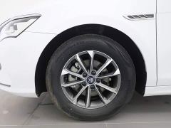 BYD Qin PLUS Glory Edition DM-i 55KM Leading - ფოტო 17