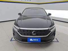 Volkswagen Passat Facelift 330TSI Luxury - ფოტო 2