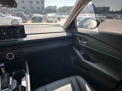 Honda Accord 260TURBO Luxury - фото 14