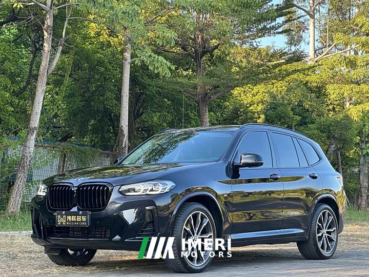 BMW X3 xDrive30i Premier M Night Package