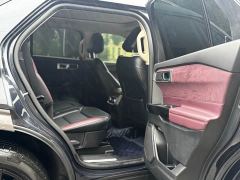 Ford Explorer EcoBoost 285 AWD Titanium 7-Seater - ფოტო 10