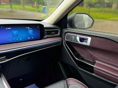 Ford Explorer EcoBoost 285 AWD Titanium 7-Seater - ფოტო 16